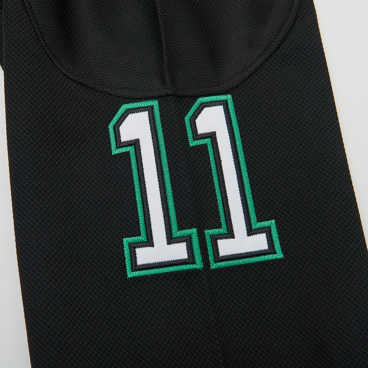Dakota Sioux Ice #11 Hockey Jersey — Black — collar detail