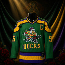 MJ-COLOR-SUPPLEMENT-1080 | Charlie Conway Ducks #96 Hockey Jersey | Green | 01