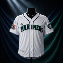MJ-AI-CANVA-FULL-EXPORT | Seattle Mariners Griffey Baseball Jersey | 02